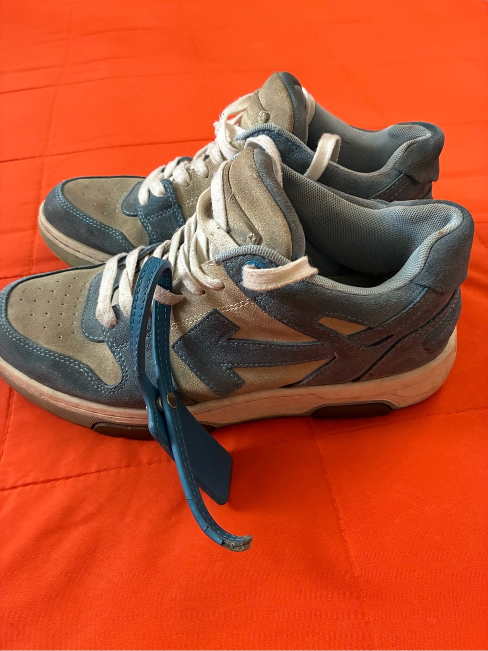 off white out of office light blue and white Sneakers Size 40 /8 USA